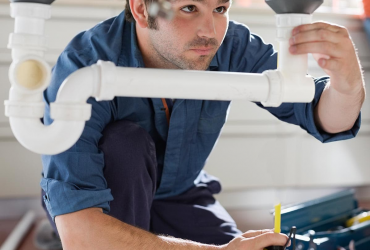 Services of professional plumbers